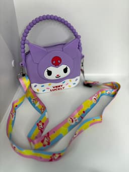 Bolso En Silicona Pequeno Diseno Kuromi thumbnail 1
