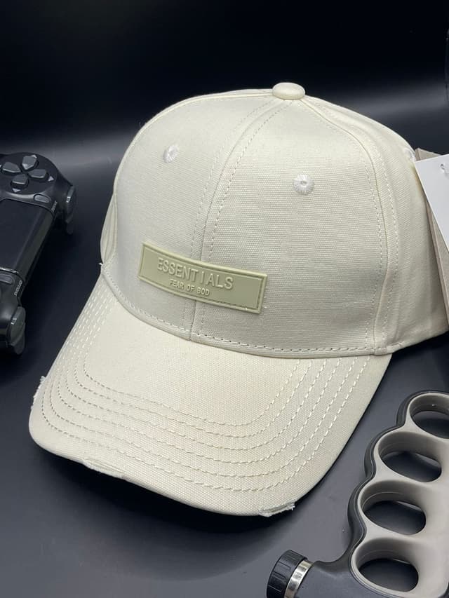 Gorra Essentials Importada