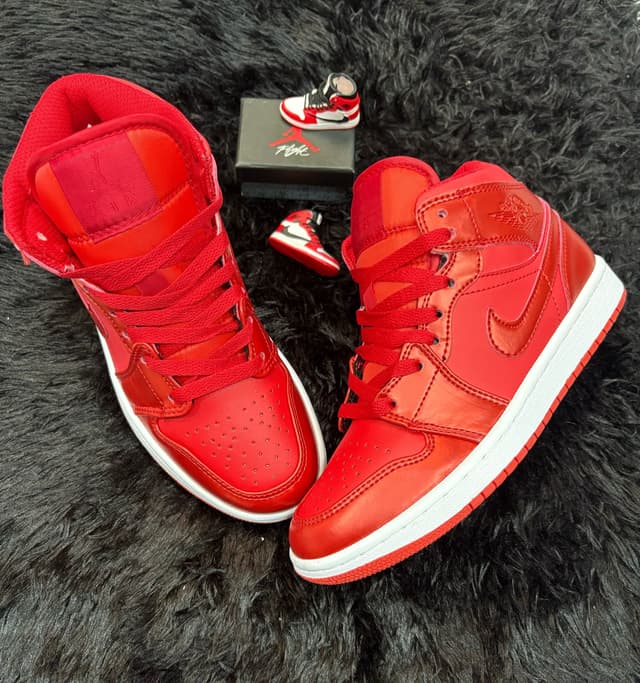Jordan Retro 1 Dama Roja