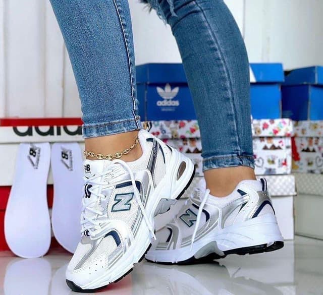 New Balance 530