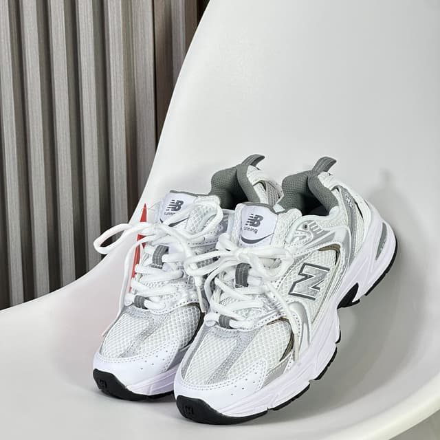 New Balance 530