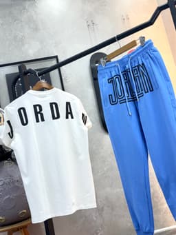 Conjunto 1.1 Camiseta Sudadera thumbnail 20