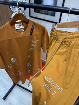 Conjunto 1.1 Camiseta Sudadera thumbnail 8