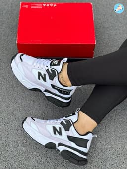New Balance Dama thumbnail 1
