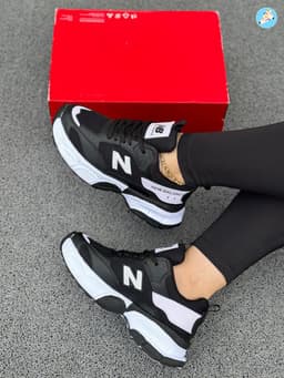 New Balance Dama thumbnail 2
