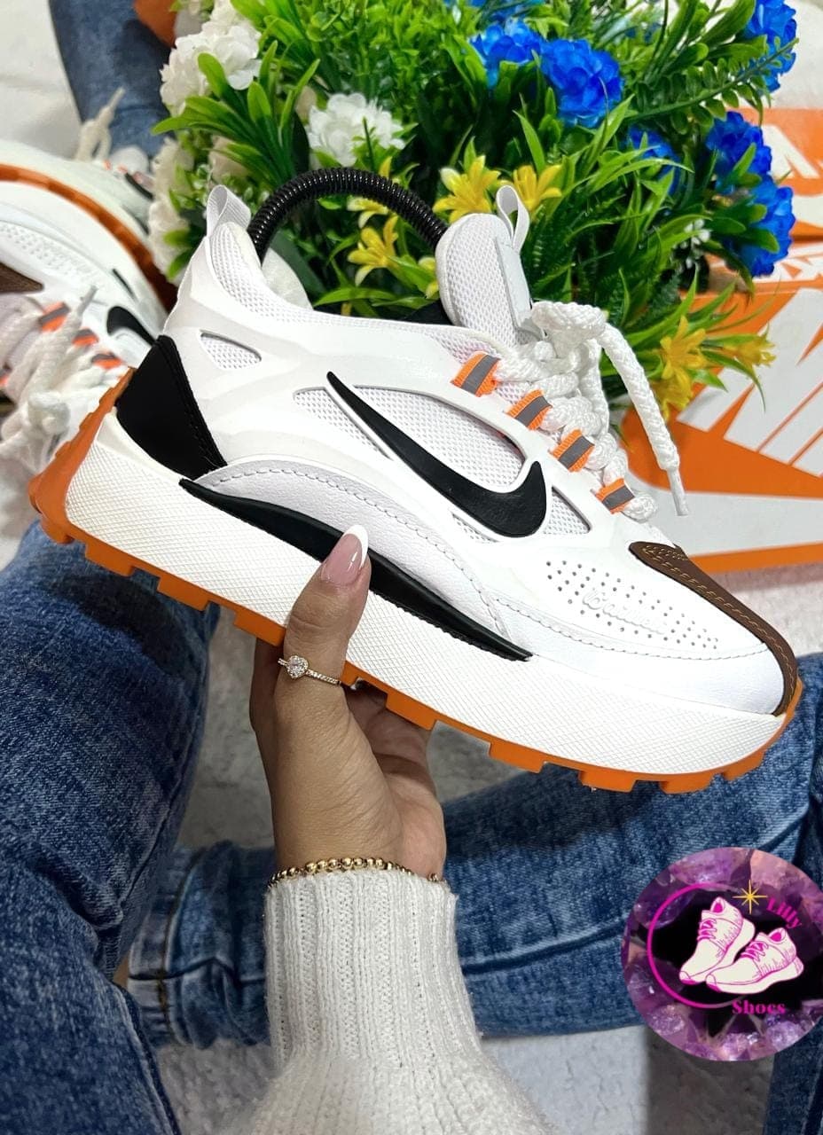 Bellos Nike Bailleli Negro Naranja