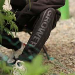 Sudadera Grower Negra thumbnail 6